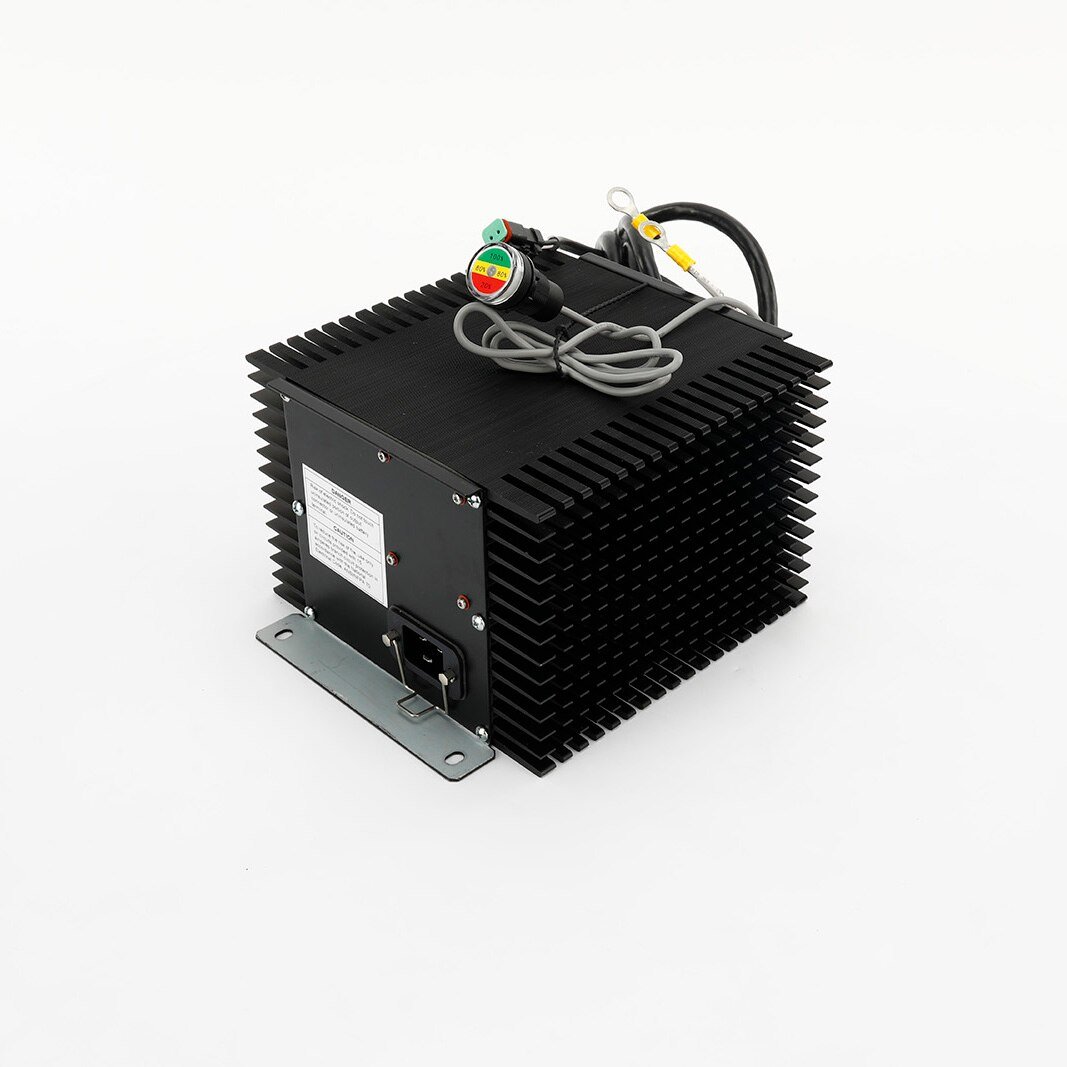 CHARGER 48V/30A AUTO AC X-LED
